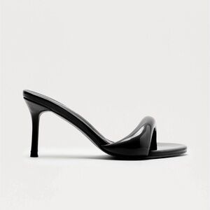 Fashion Nova Sleek Black Stilettos